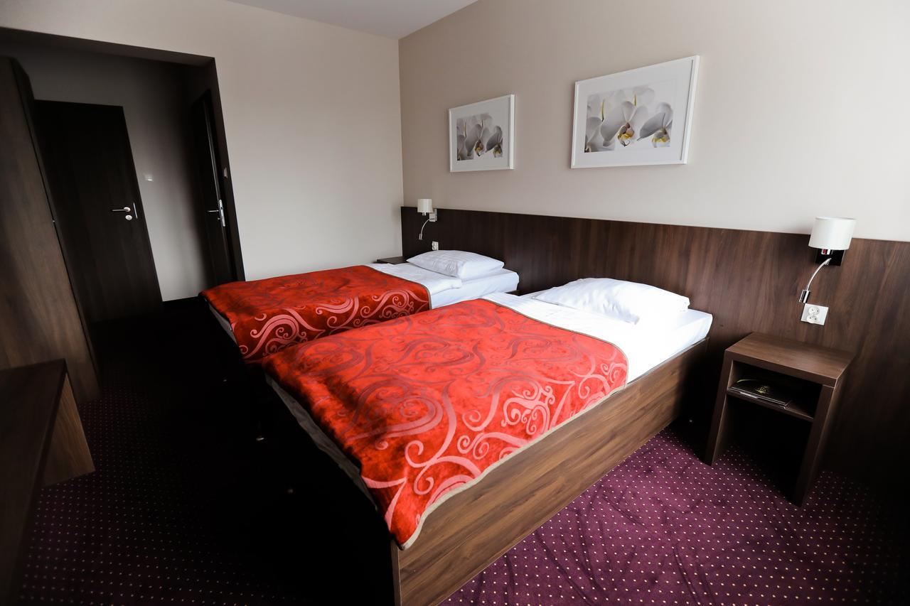 Hotel Pod Lipami Bystra  Esterno foto