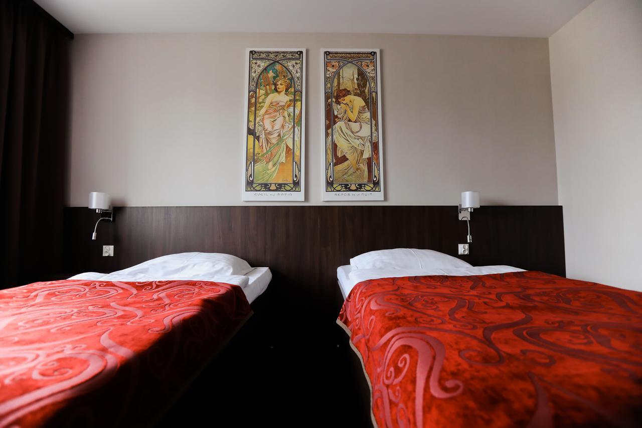 Hotel Pod Lipami Bystra  Esterno foto