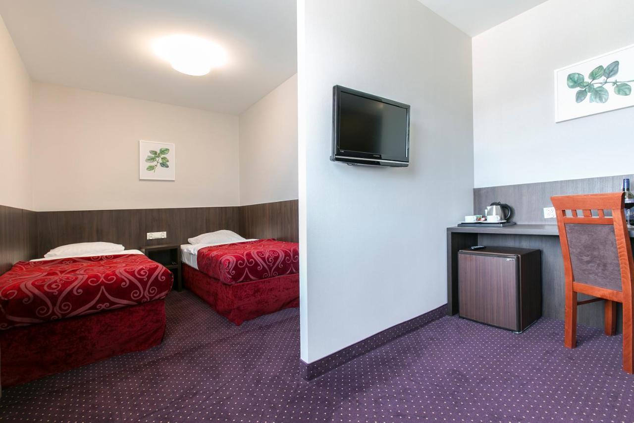 Hotel Pod Lipami Bystra  Esterno foto